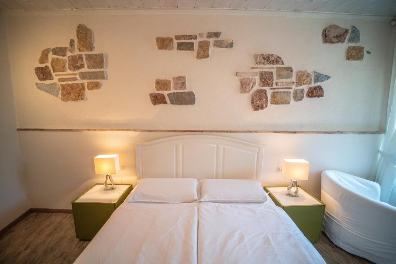 Garni Gianmartin Hotel ลีโมเนซุลการ์ดา ภายนอก รูปภาพ