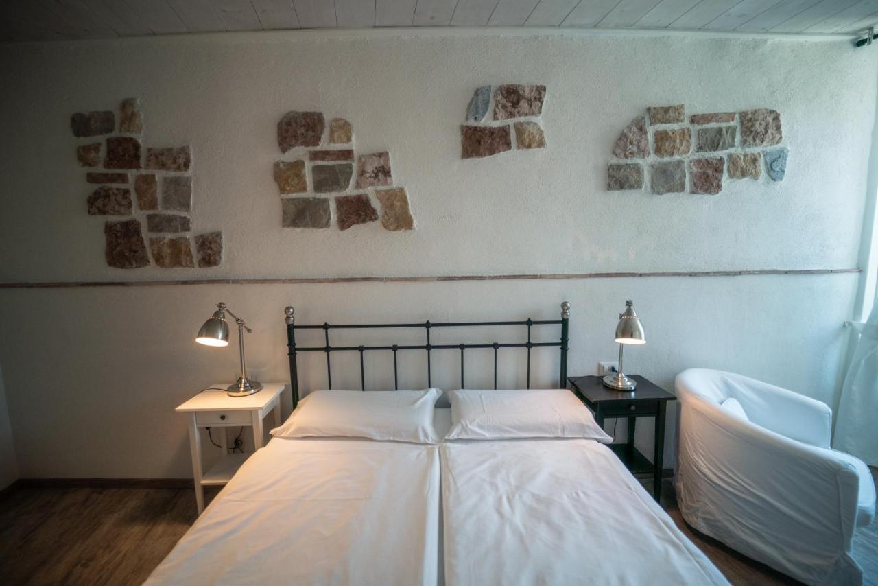 Garni Gianmartin Hotel ลีโมเนซุลการ์ดา ภายนอก รูปภาพ