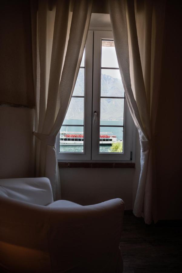 Garni Gianmartin Hotel ลีโมเนซุลการ์ดา ภายนอก รูปภาพ