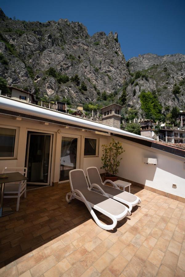 Garni Gianmartin Hotel ลีโมเนซุลการ์ดา ภายนอก รูปภาพ